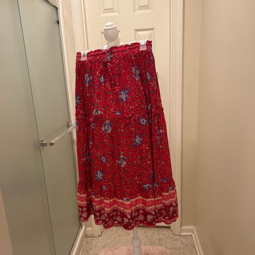 Zesica Floral Bohemian Elastic Waist Red Skirt size S. Red with purple &…